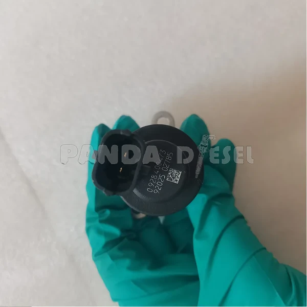 nueva válvula de control del regulador de presión de combustible 0928400473