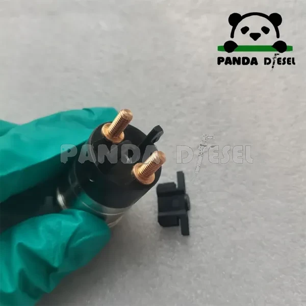 montaje de la válvula solenoide del inyector common rail f00rj02697 para Dodge Cummins 0445120238 0445120255 0986435503 0986435505