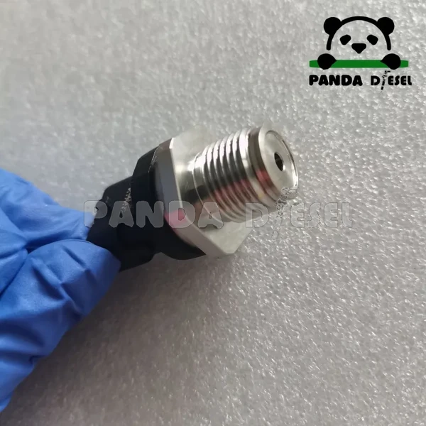 Sensor de presión de combustible Common Rail 0281006372 para Ford de fábrica